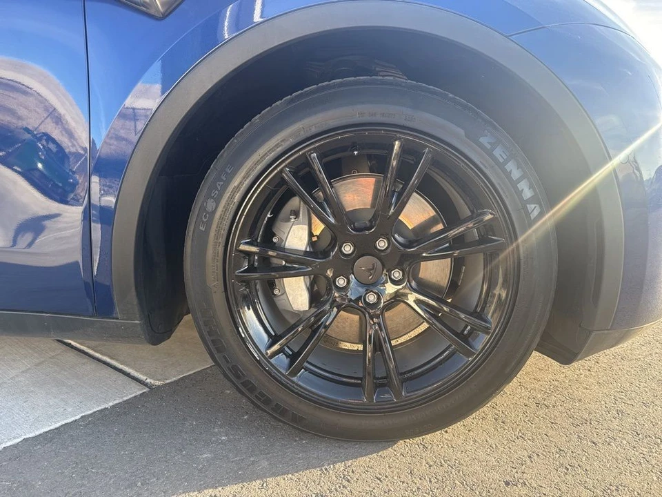 2021 Tesla Model Y - Image 10 of 21