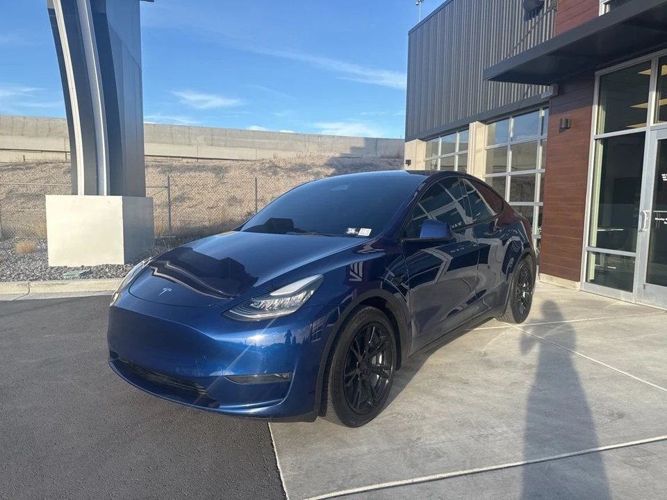 2021 Tesla Model Y - Image 4 of 21