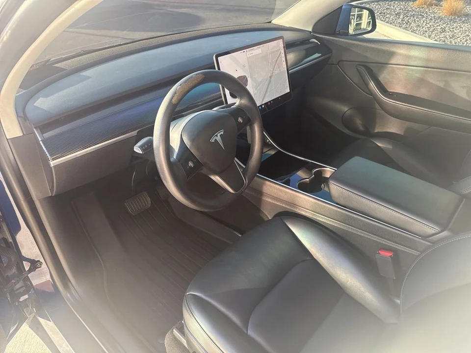 2021 Tesla Model Y - Image 12 of 21