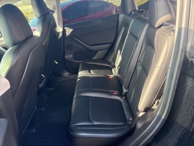 2021 Tesla Model Y - Image 17 of 21