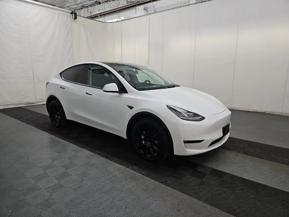 2021 Tesla Model Y - Image 2 of 7