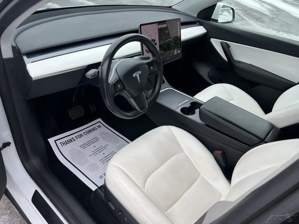 2021 Tesla Model Y - Image 5 of 12