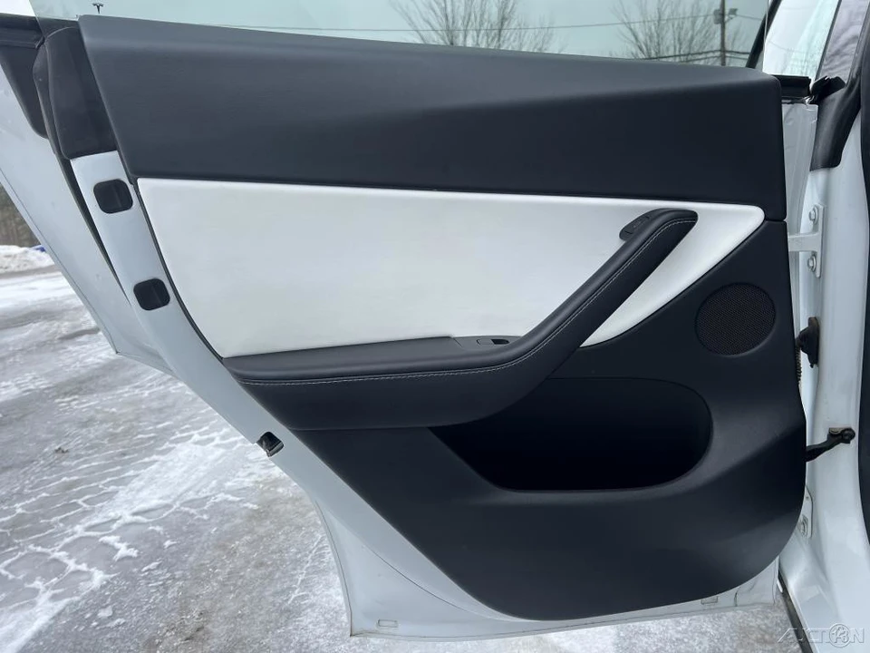 2021 Tesla Model Y - Image 12 of 12