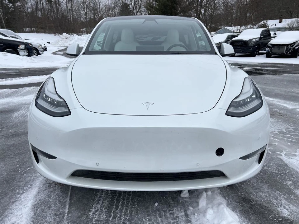 2021 Tesla Model Y - Image 3 of 12