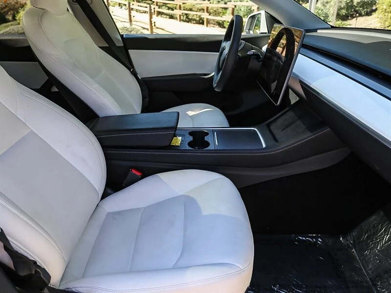 2021 Tesla Model Y - Image 21 of 21