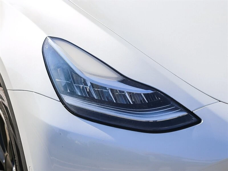 2021 Tesla Model Y - Image 10 of 21