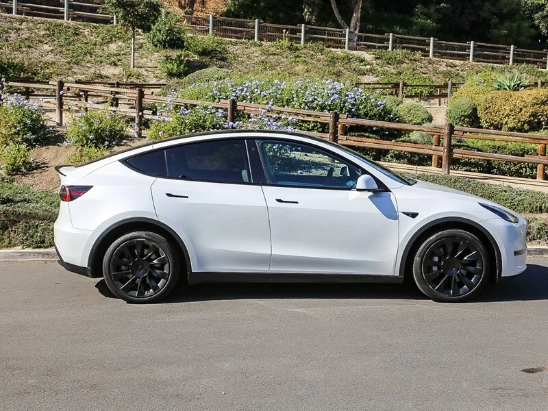 2021 Tesla Model Y - Image 7 of 21