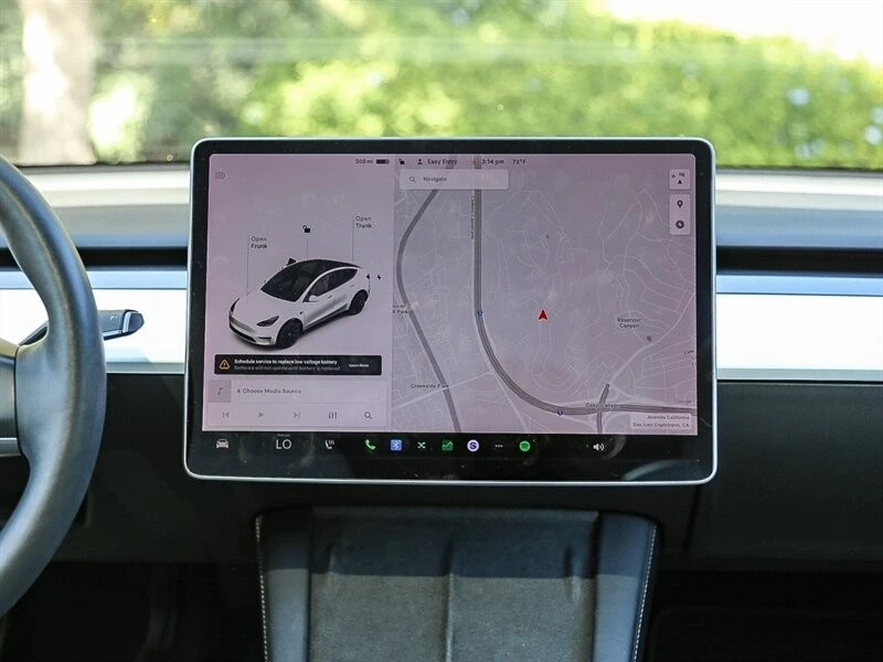 2021 Tesla Model Y - Image 17 of 21