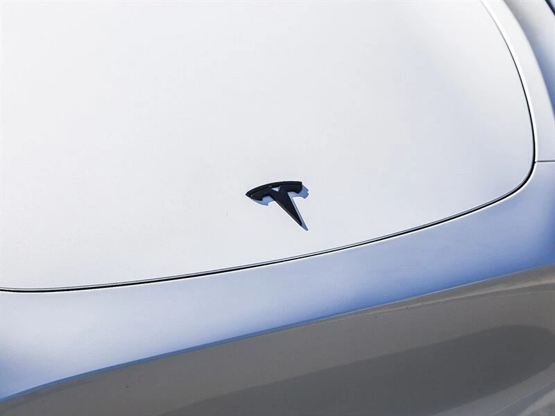 2021 Tesla Model Y - Image 11 of 21