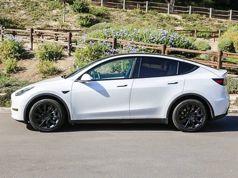 2021 Tesla Model Y - Image 3 of 21