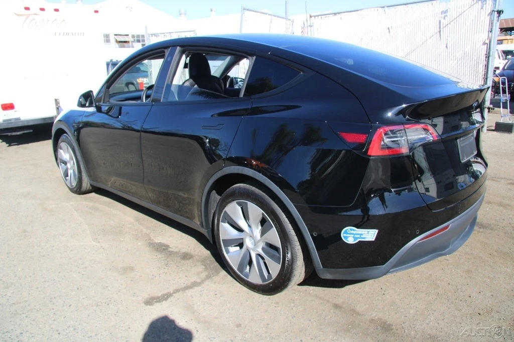 2021 Tesla Model Y - Image 6 of 21