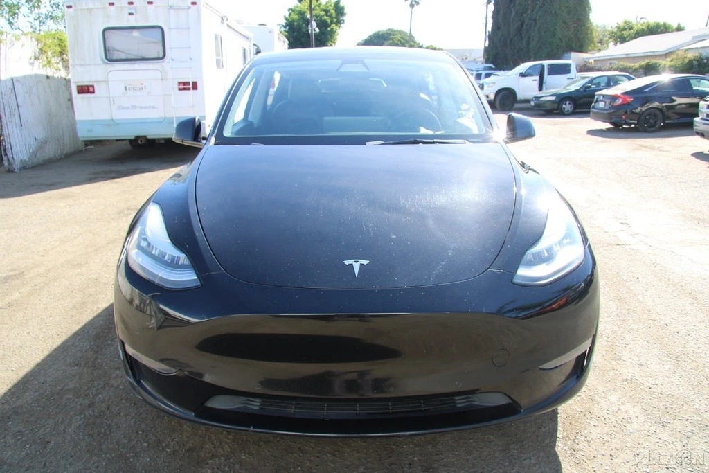 2021 Tesla Model Y - Image 13 of 21