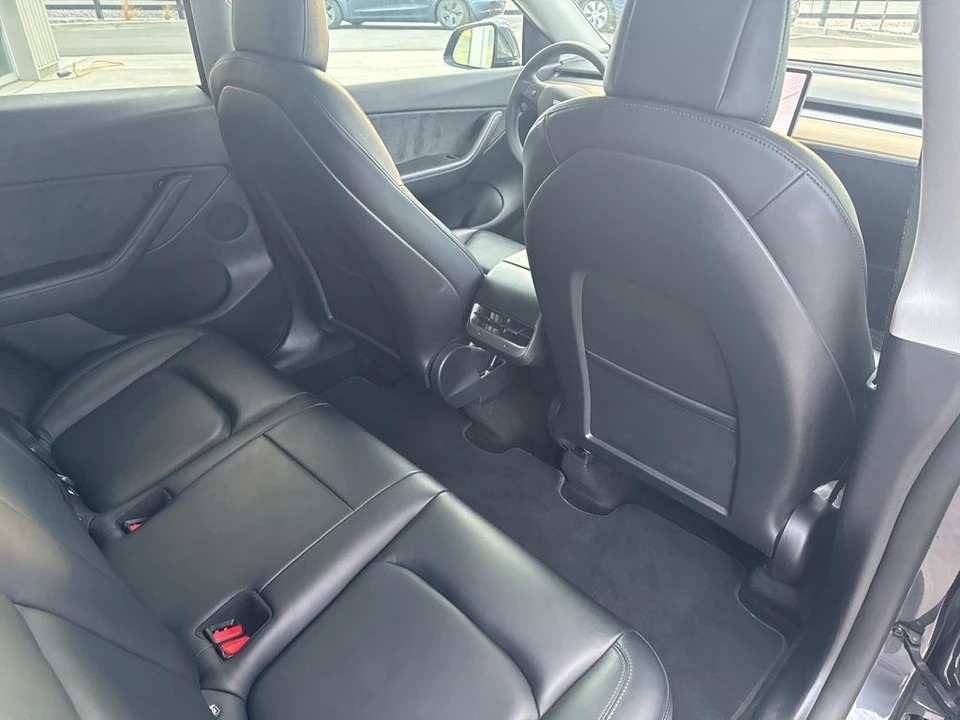 2021 Tesla Model Y - Image 19 of 21