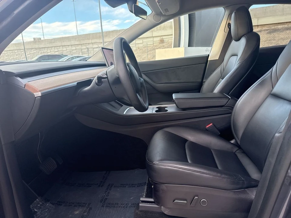 2021 Tesla Model Y - Image 13 of 21