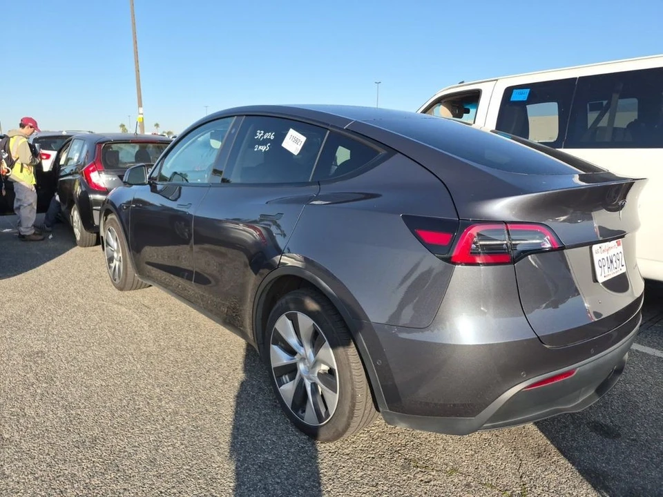 2021 Tesla Model Y - Image 3 of 7