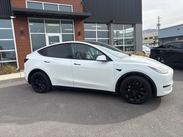2021 Tesla Model Y - Image 9 of 11