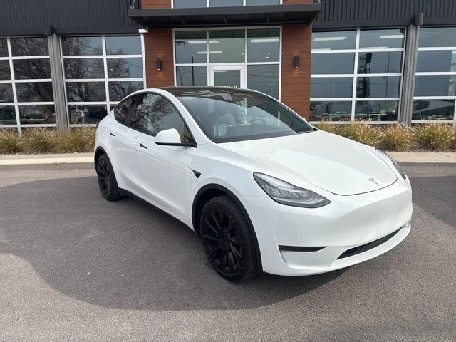 2021 Tesla Model Y - Image 2 of 11