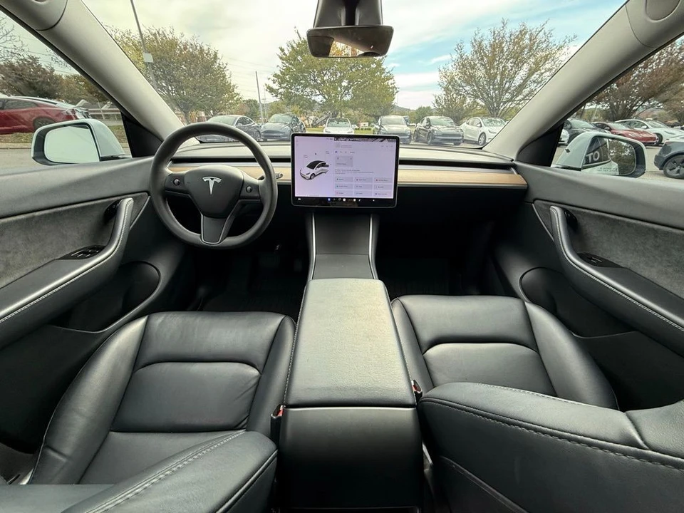 2021 Tesla Model Y - Image 7 of 10
