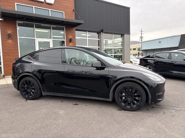 2021 Tesla Model Y - Image 9 of 21
