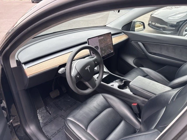 2021 Tesla Model Y - Image 13 of 21