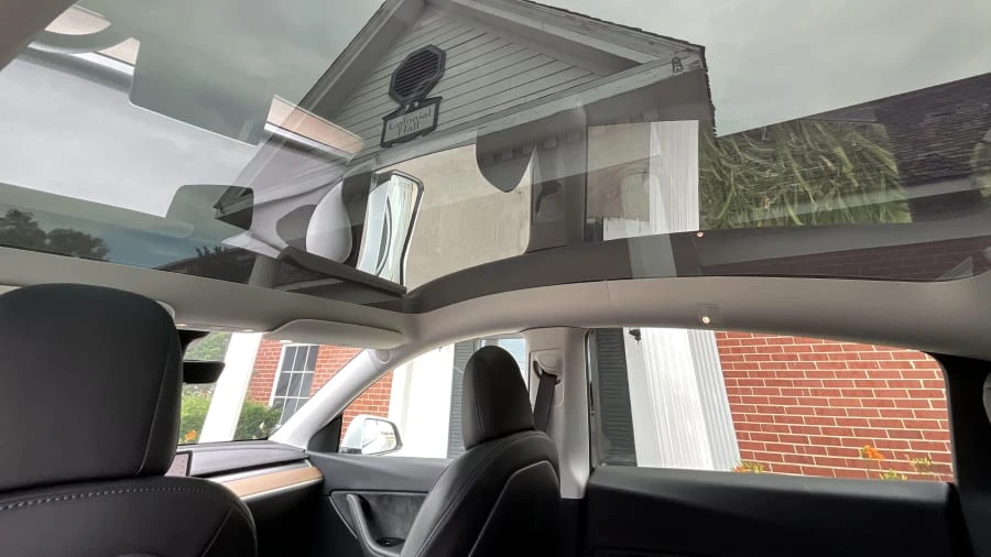 2021 Tesla Model Y - Image 11 of 15