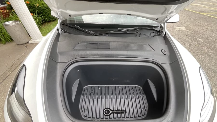 2021 Tesla Model Y - Image 15 of 16