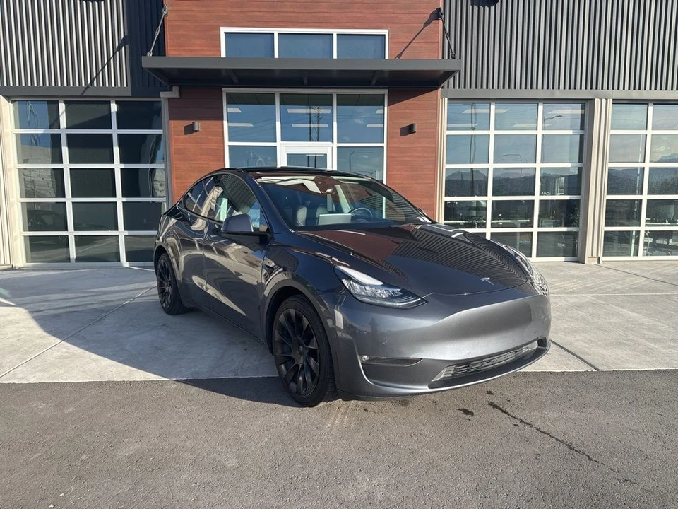 2021 Tesla Model Y - Image 2 of 21