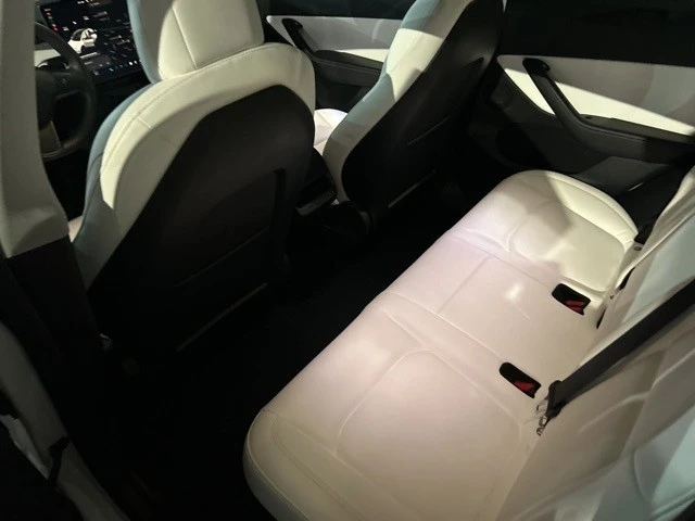 2021 Tesla Model Y - Image 8 of 11
