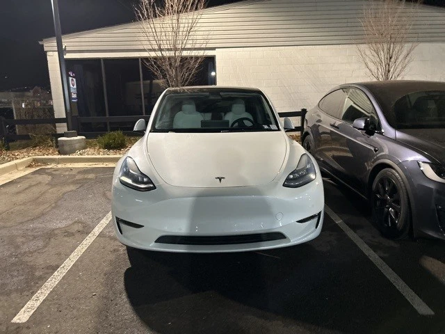 2021 Tesla Model Y - Image 2 of 11