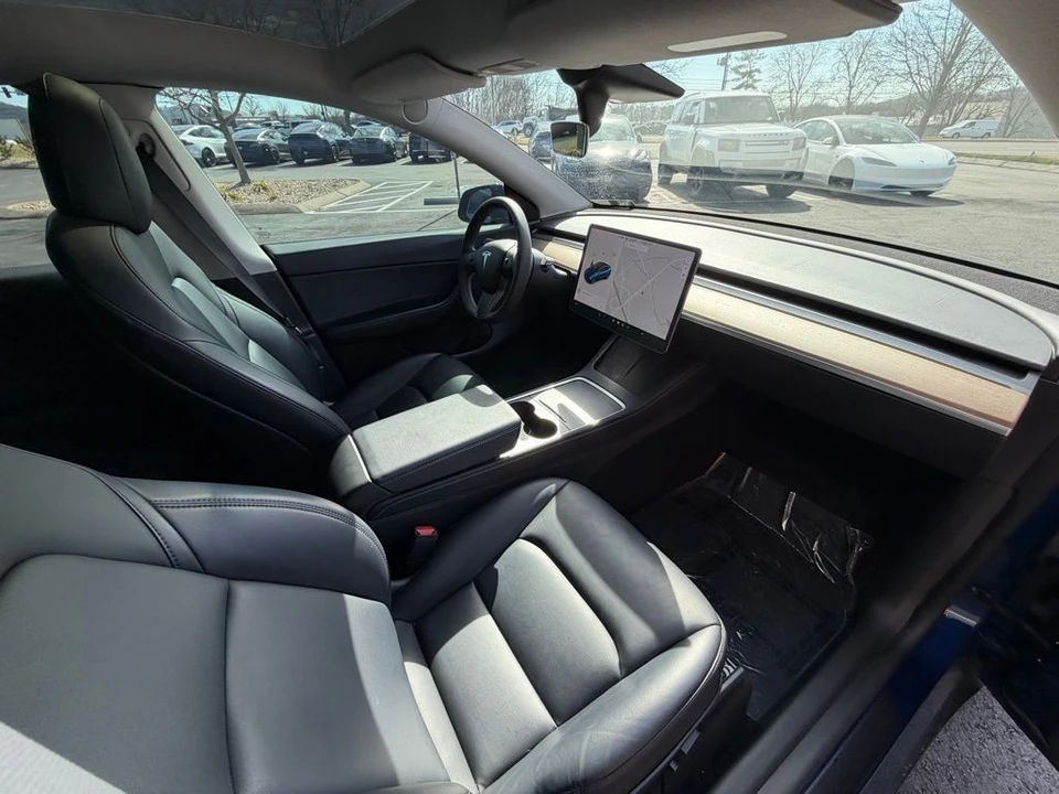 2021 Tesla Model Y - Image 12 of 15