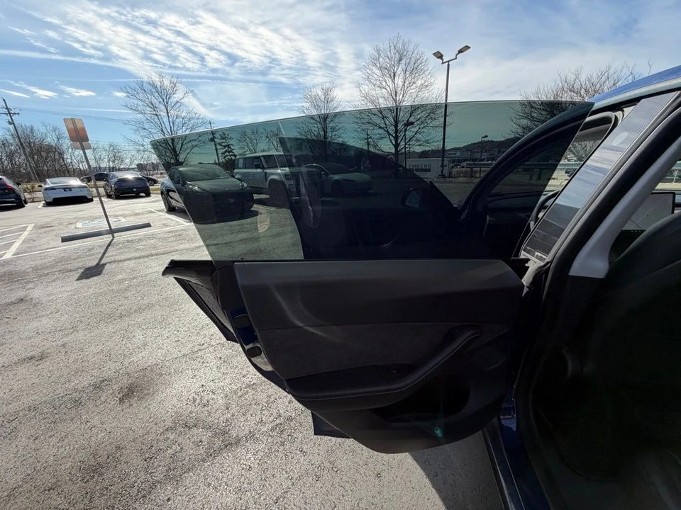 2021 Tesla Model Y - Image 9 of 15