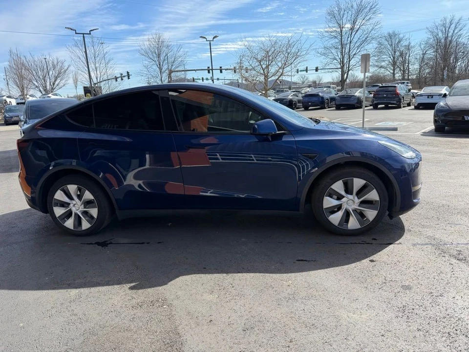 2021 Tesla Model Y - Image 4 of 15