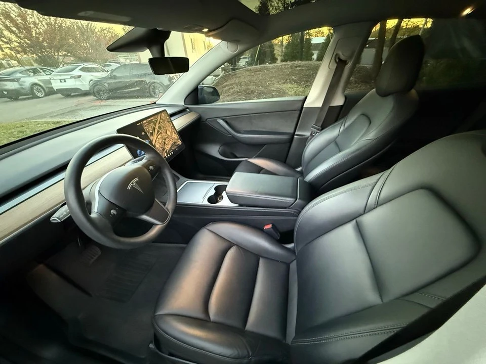 2021 Tesla Model Y - Image 9 of 11