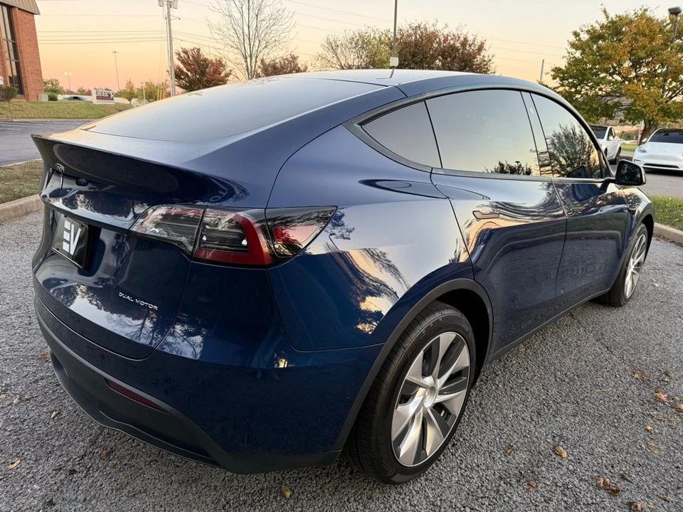 2021 Tesla Model Y - Image 4 of 11