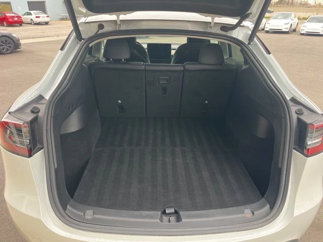 2021 Tesla Model Y - Image 17 of 21