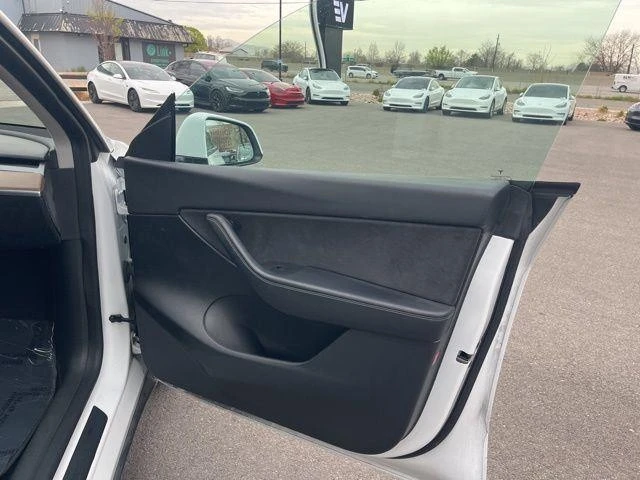 2021 Tesla Model Y - Image 22 of 27