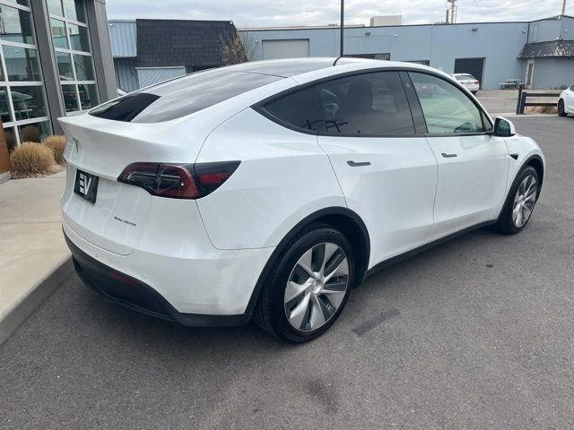 2021 Tesla Model Y - Image 8 of 21