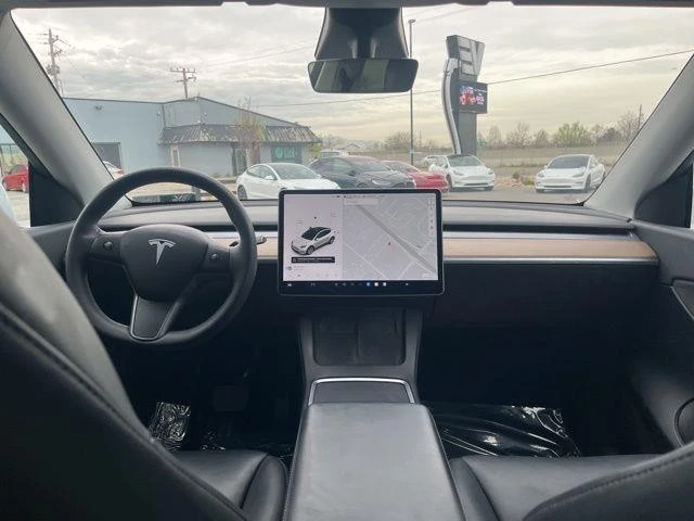 2021 Tesla Model Y - Image 21 of 27