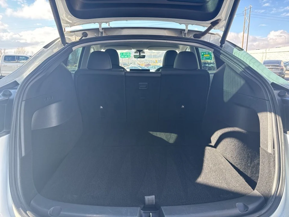 2021 Tesla Model Y - Image 16 of 21