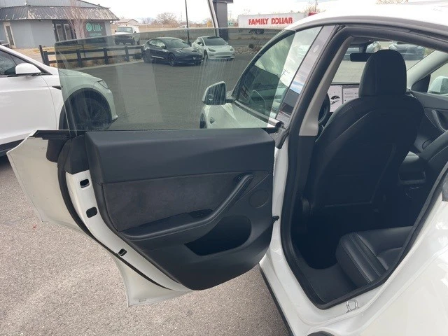 2021 Tesla Model Y - Image 10 of 20