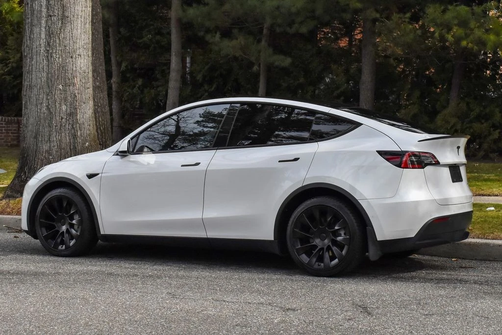 2021 Tesla Model Y - Image 5 of 12