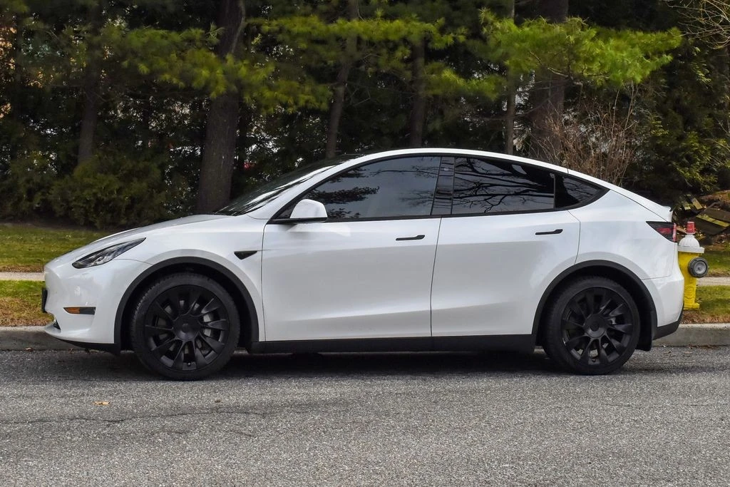2021 Tesla Model Y - Image 3 of 12