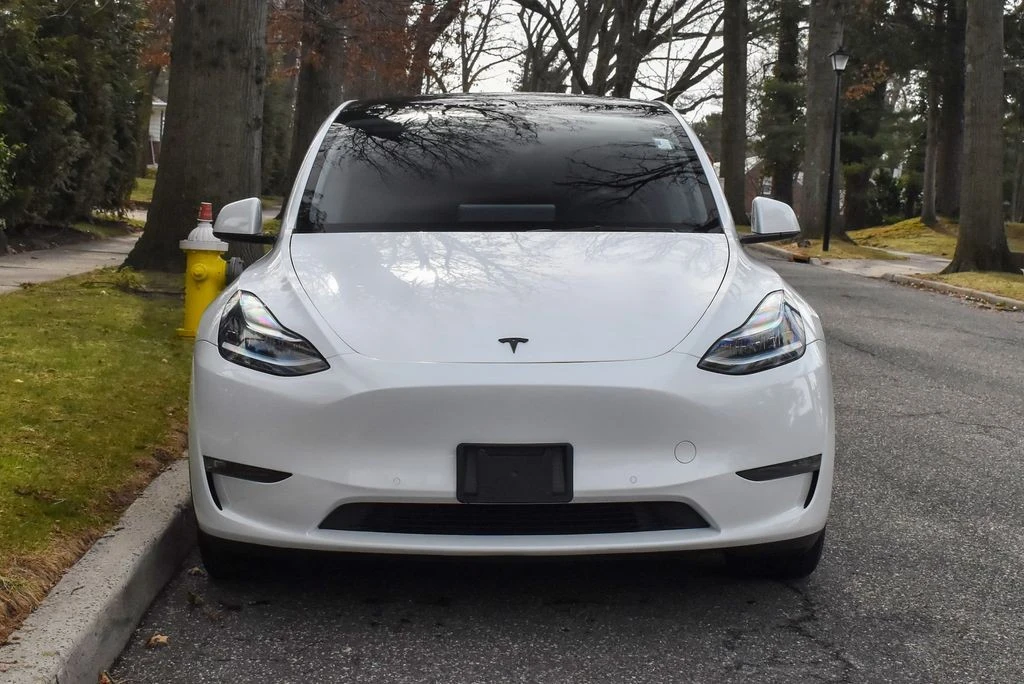 2021 Tesla Model Y - Image 11 of 12