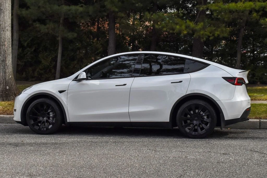 2021 Tesla Model Y - Image 4 of 12