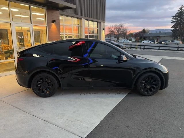2021 Tesla Model Y - Image 9 of 21