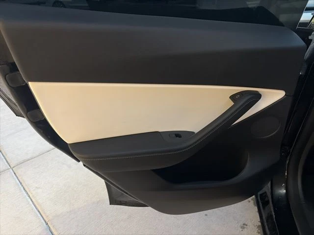 2021 Tesla Model Y - Image 14 of 21