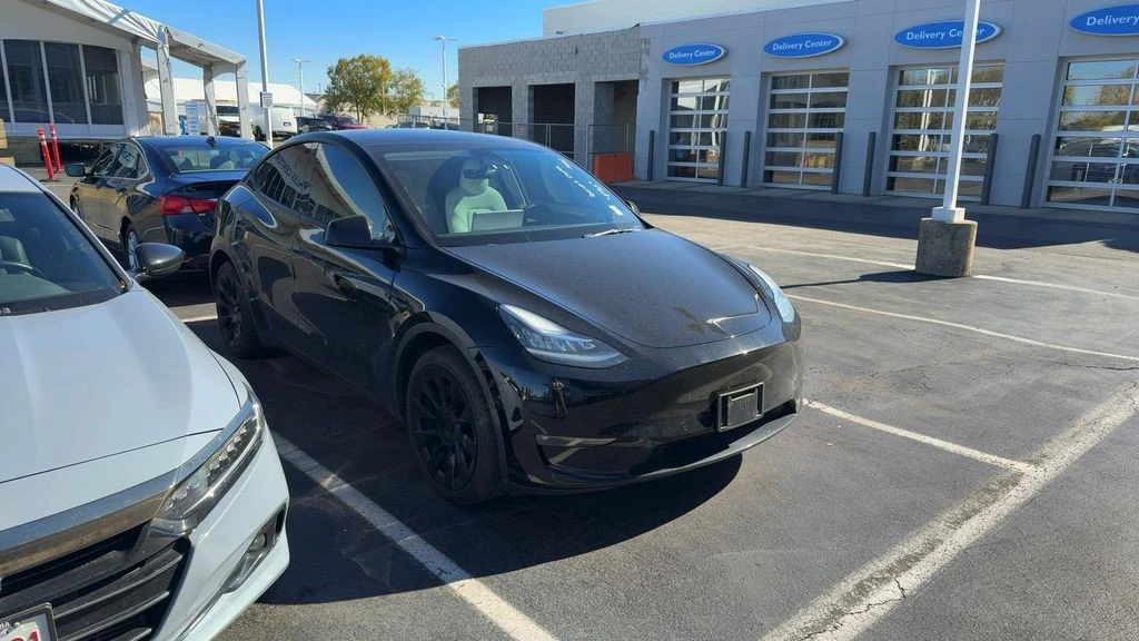 2021 Tesla Model Y - Image 4 of 10