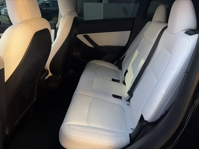 2021 Tesla Model Y - Image 16 of 21