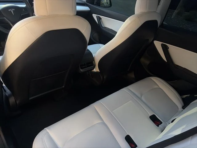 2021 Tesla Model Y - Image 15 of 21