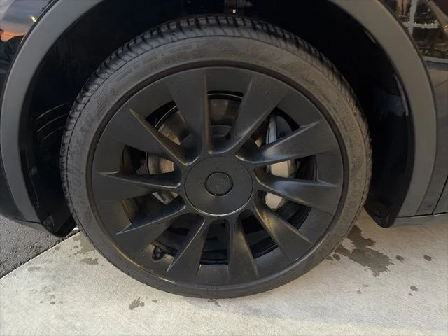 2021 Tesla Model Y - Image 10 of 21